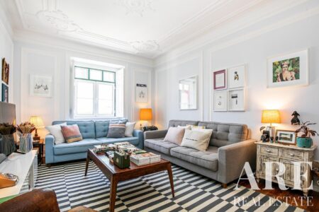 Apartment for sale in Santo António, Lisbon